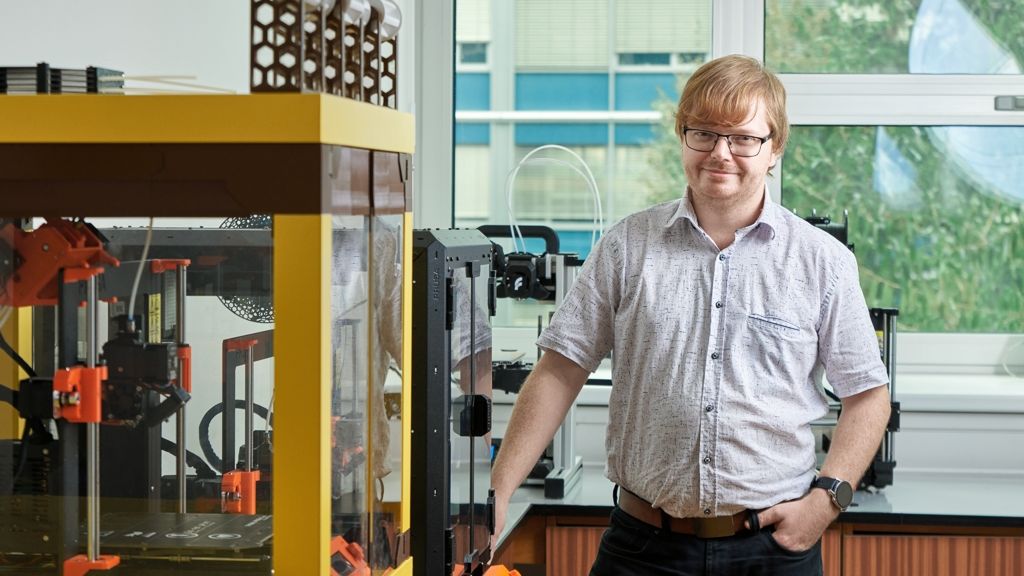 Čeští vědci chtějí vyrábět elektroniku z PET lahví